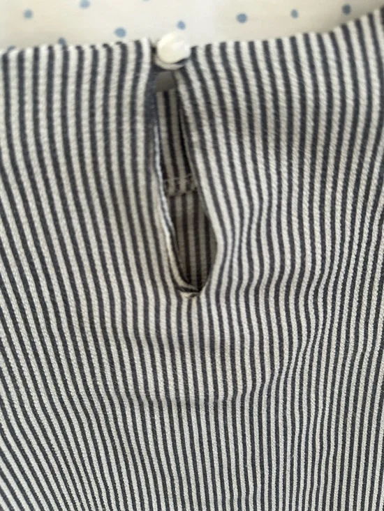 Monteau Los Angeles Striped Ruffle Sleeve Blouse Small Work Top - Picture 4 of 5